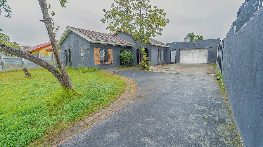 4 Bedroom Property for Sale in Summerville Western Cape